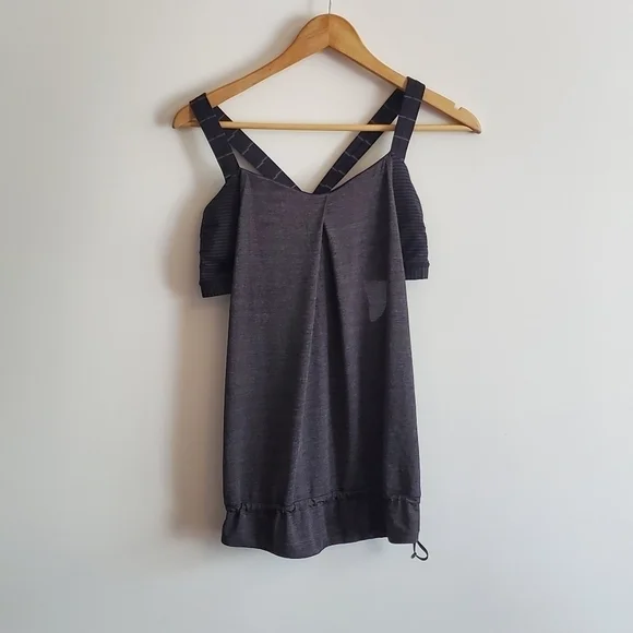 Lululemon Athletica athletic top - Picture 1 of 3